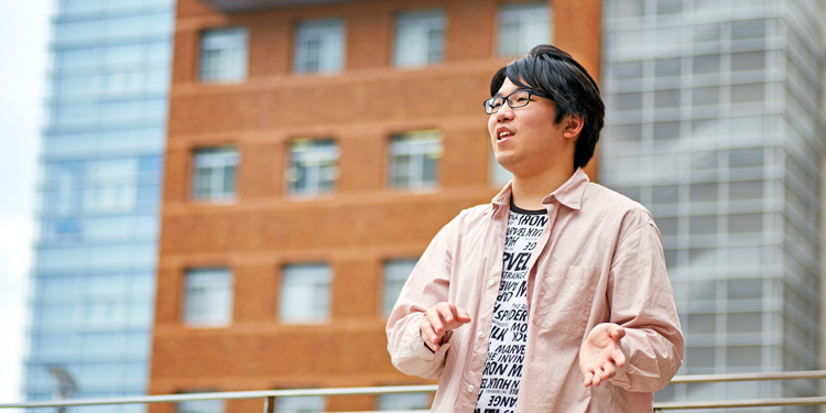 情報科学部 知能工学科 3年 大道 博文さん