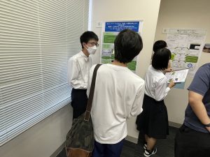 テーマ5発表の様子