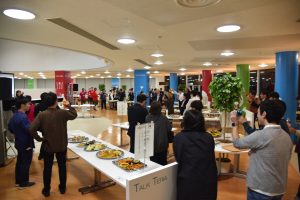 懇親会の様子
