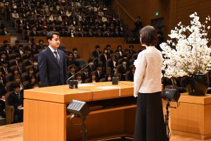 入学生宣誓