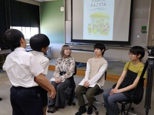読み聞かせの様子